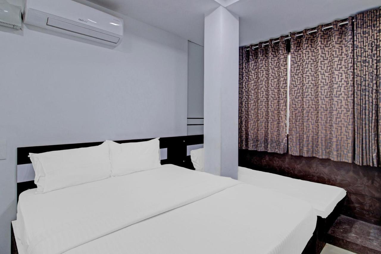 Oyo Flagship 81436 Palace Lodge Mangalore Exterior foto